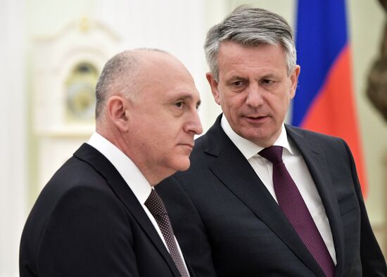 Russian President Vladimir Putin meets with Royal Dutch Shell CEO Ben van Beurden