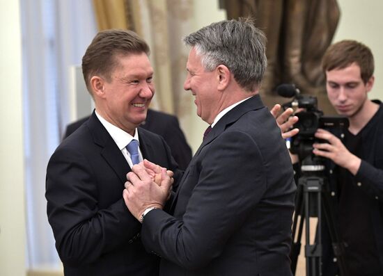 Russian President Vladimir Putin meets with Royal Dutch Shell CEO Ben van Beurden