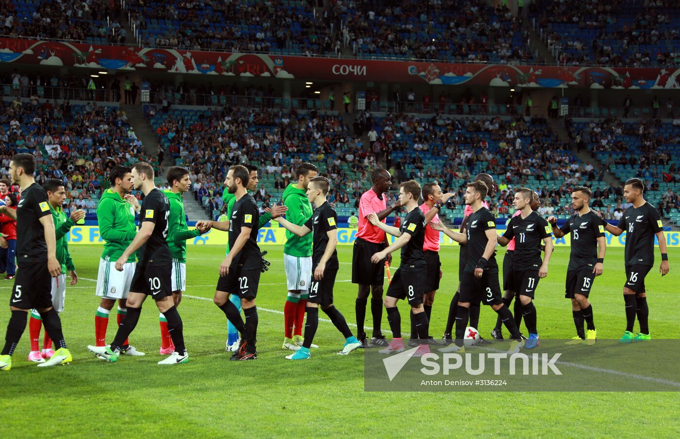 Football. 2017 FIFA Confederations Cup. Mexico vs. New Zealand