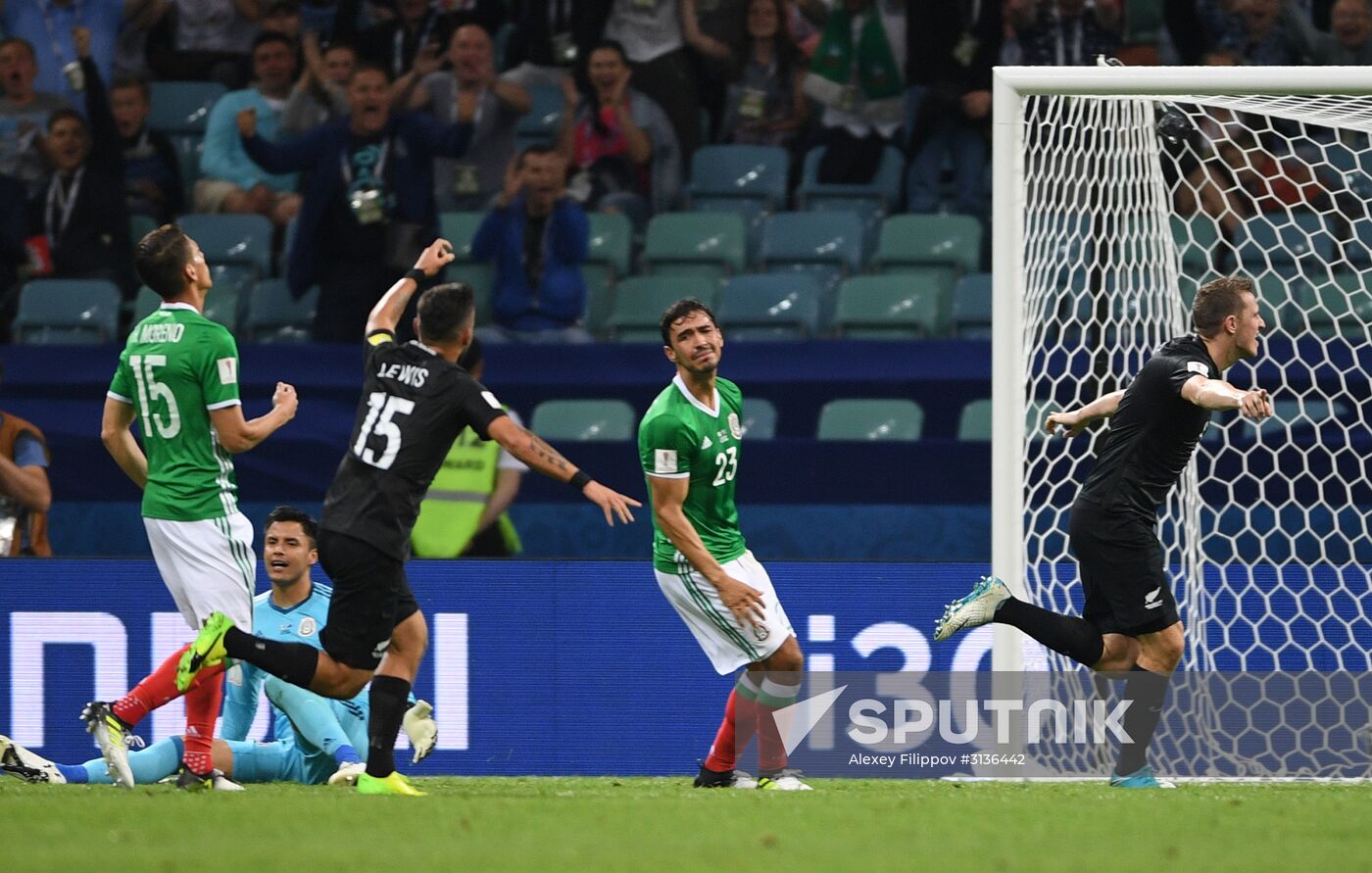 Football. 2017 FIFA Confederations Cup. Mexico vs. New Zealand
