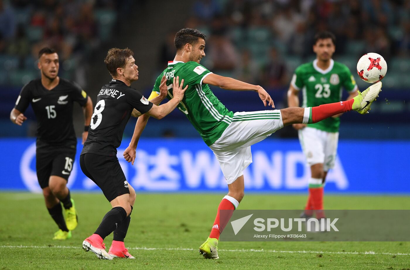 Football. 2017 FIFA Confederations Cup. Mexico vs. New Zealand