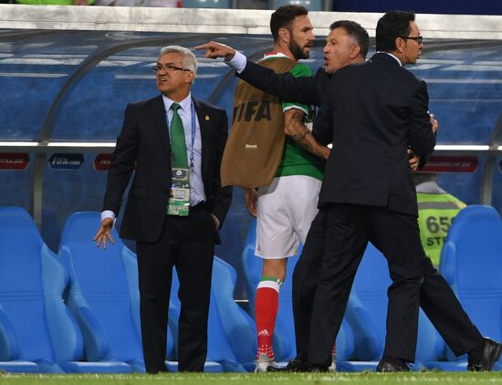 Football. 2017 FIFA Confederations Cup. Mexico vs. New Zealand