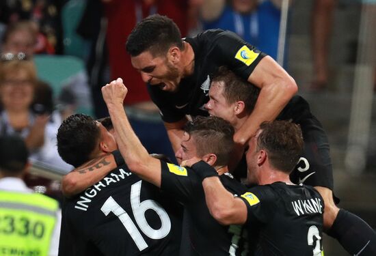 Football. 2017 FIFA Confederations Cup. Mexico vs. New Zealand