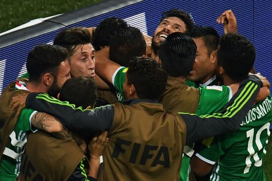 Football. 2017 FIFA Confederations Cup. Mexico vs. New Zealand