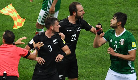 Football. 2017 FIFA Confederations Cup. Mexico vs. New Zealand