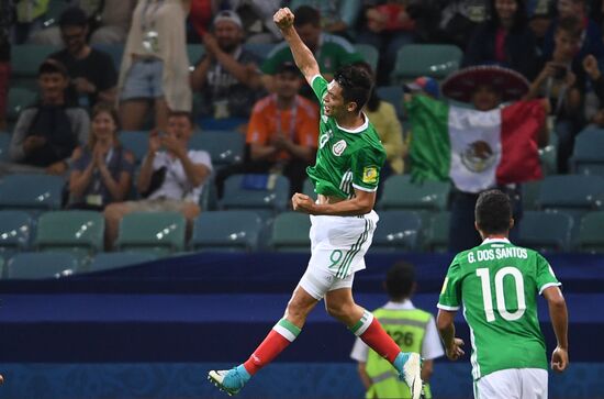 Football. 2017 FIFA Confederations Cup. Mexico vs. New Zealand
