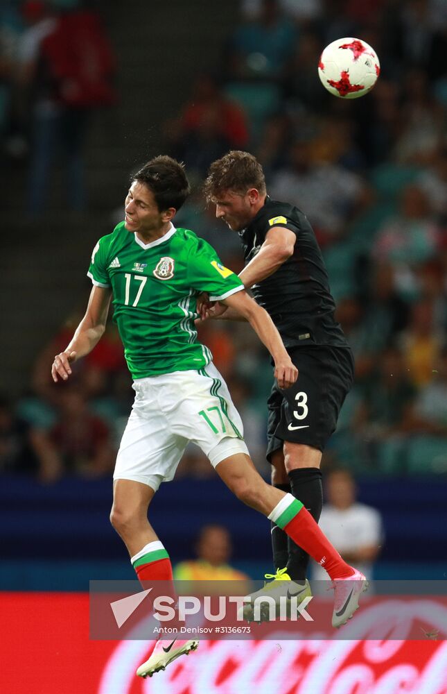 Football. 2017 FIFA Confederations Cup. Mexico vs. New Zealand