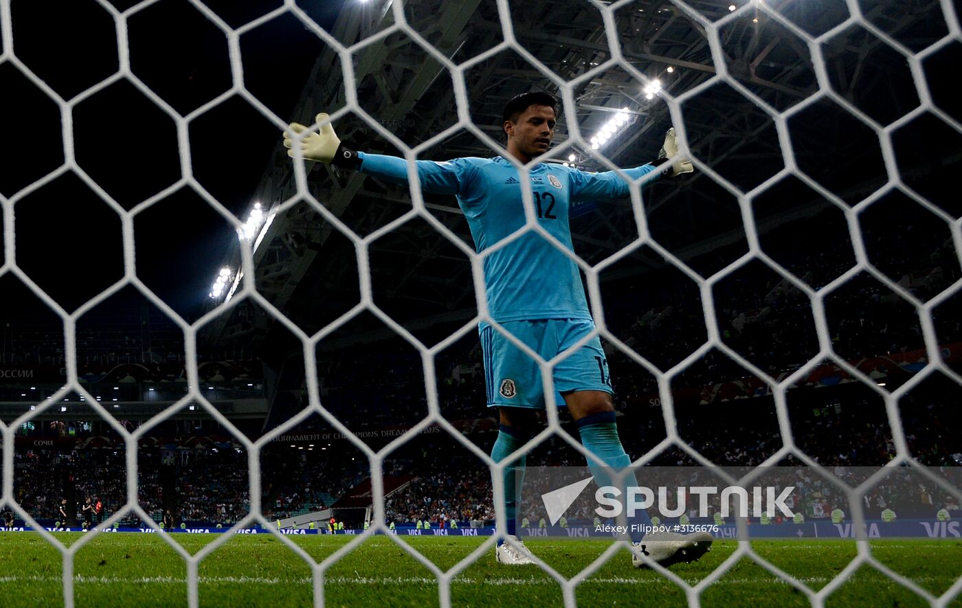 Football. 2017 FIFA Confederations Cup. Mexico vs. New Zealand