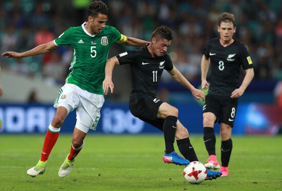 Football. 2017 FIFA Confederations Cup. Mexico vs. New Zealand