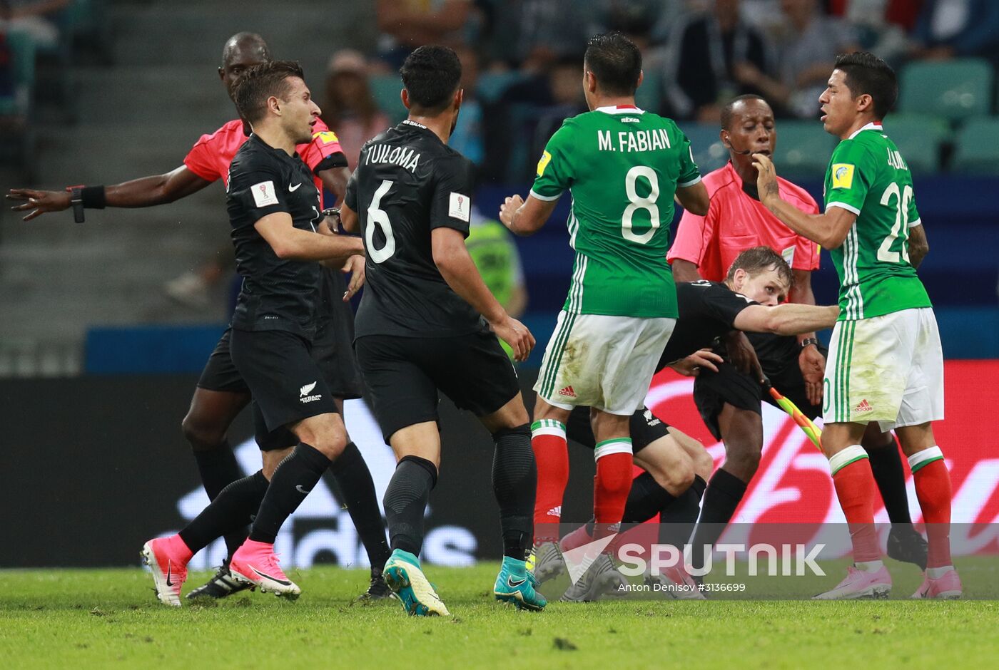 Football. 2017 FIFA Confederations Cup. Mexico vs. New Zealand