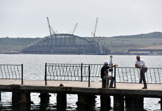 Railway part of the Kerch Strait Bridge assembled