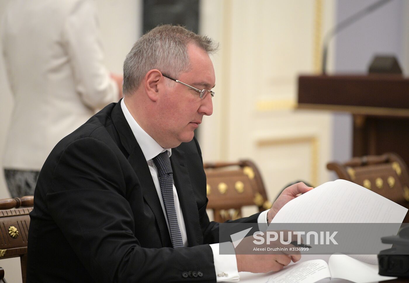 President Vladimir Putin chairs meeting with Government members