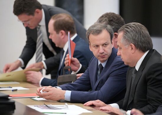 President Vladimir Putin chairs meeting with Government members