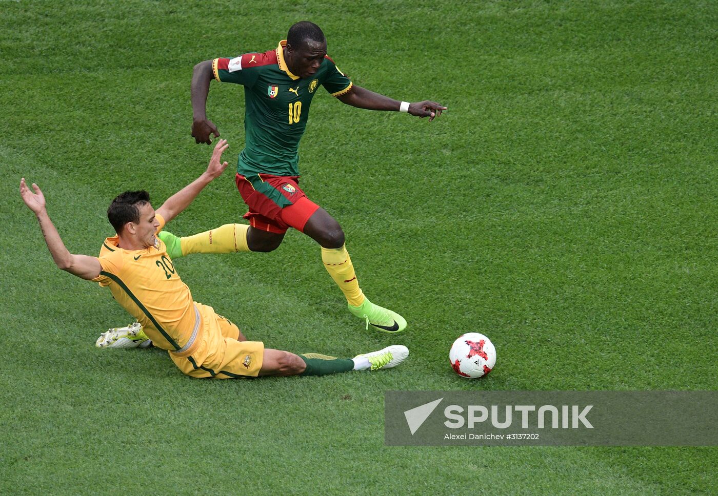 Football. 2017 FIFA Confederations Cup. Cameroon vs. Australia
