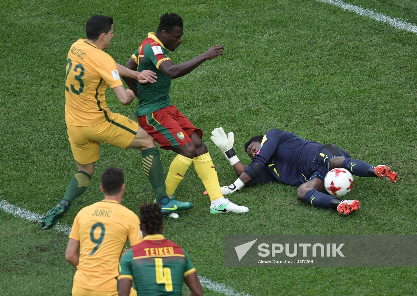 Football. 2017 FIFA Confederations Cup. Cameroon vs. Australia
