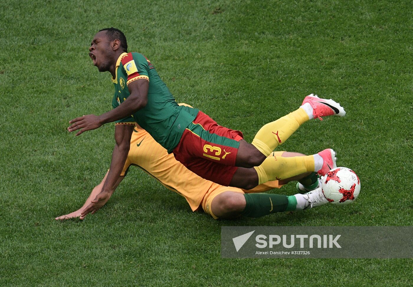 Football. 2017 FIFA Confederations Cup. Cameroon vs. Australia