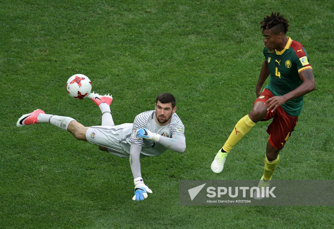 Football. 2017 FIFA Confederations Cup. Cameroon vs. Australia