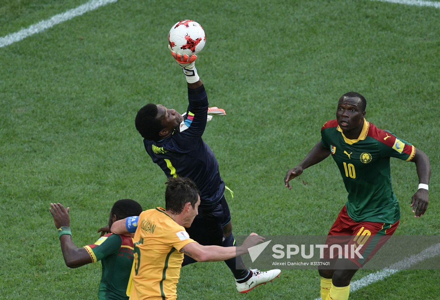 Football. 2017 FIFA Confederations Cup. Cameroon vs. Australia