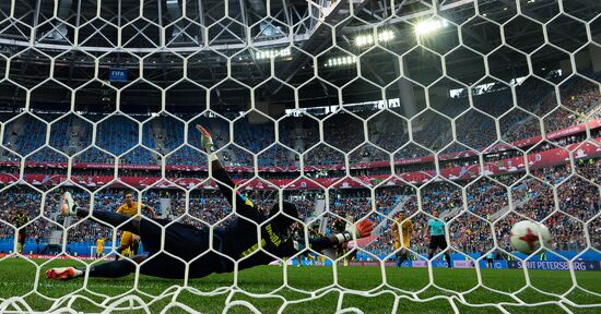 Football. 2017 FIFA Confederations Cup. Cameroon vs. Australia