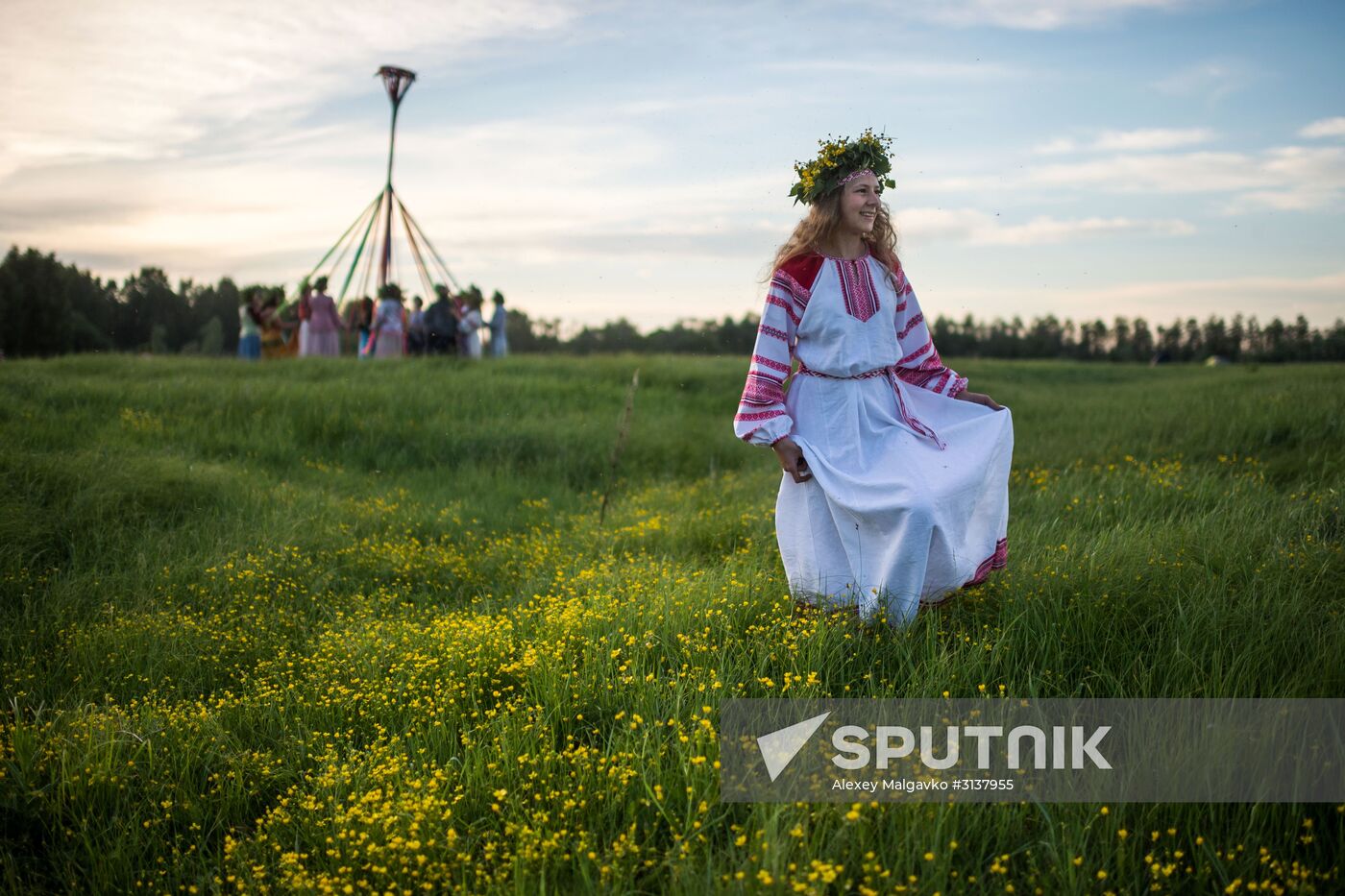 Solstice ethnic cultures festival in Omsk Region