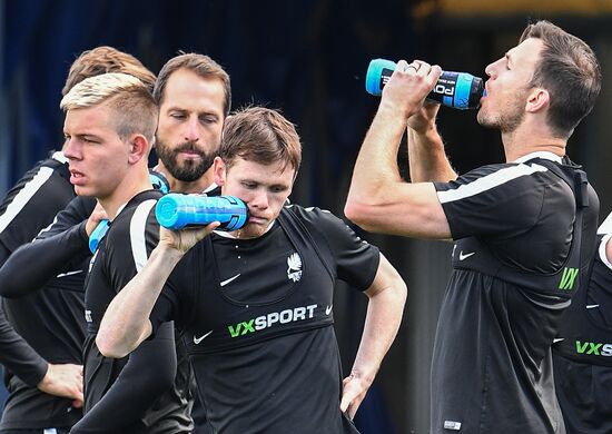 Football. 2017 FIFA Confederations Cup. Training session of New Zealand's national team