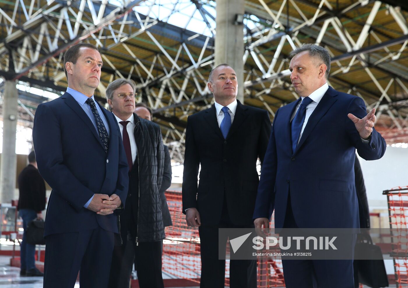 Prime Minister Medvedev visits Sheremetyevo international airport