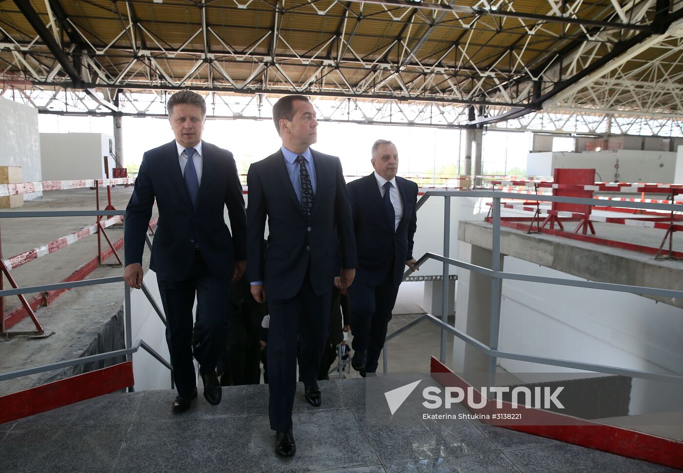 Prime Minister Medvedev visits Sheremetyevo international airport