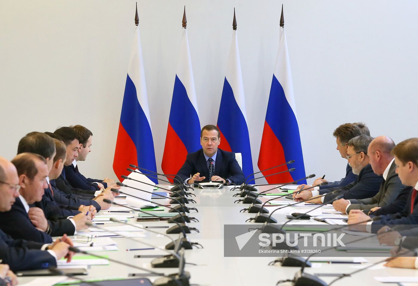 Prime Minister Medvedev visits Sheremetyevo international airport