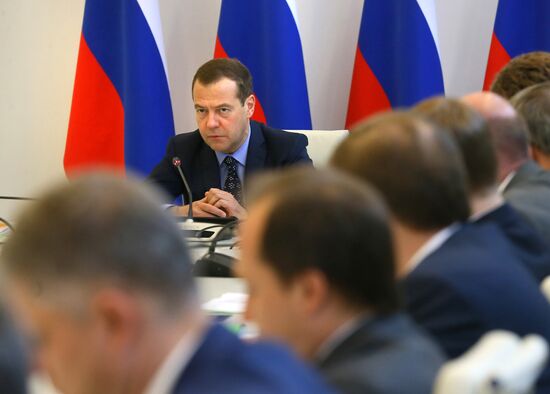 Prime Minister Medvedev visits Sheremetyevo international airport