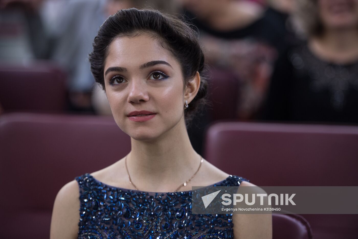 Figure skater Evgenia Medvedeva gets graduation certificate