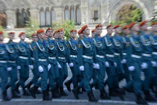 Graduation ceremony of Emergency Ministry's cadets on Red Square