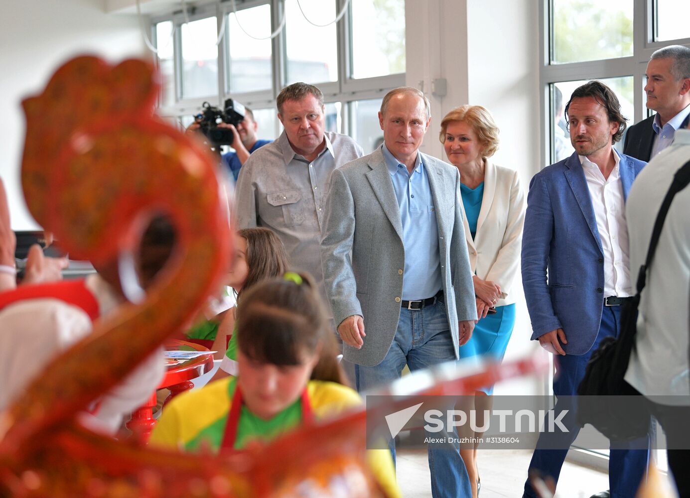 President Putin visits Artek international children's center
