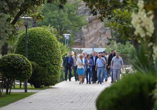 President Putin visits Artek international children's center