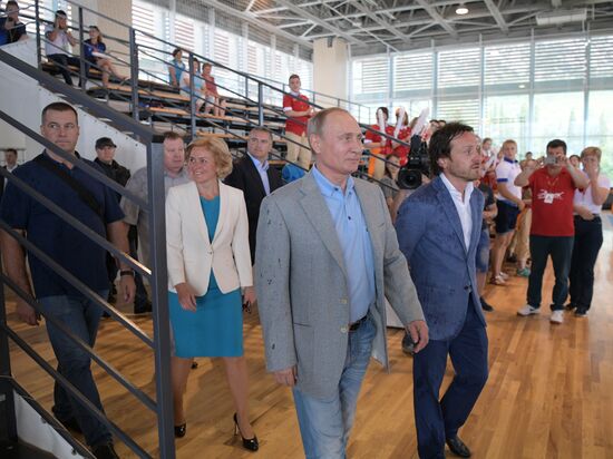President Putin visits Artek international children's center