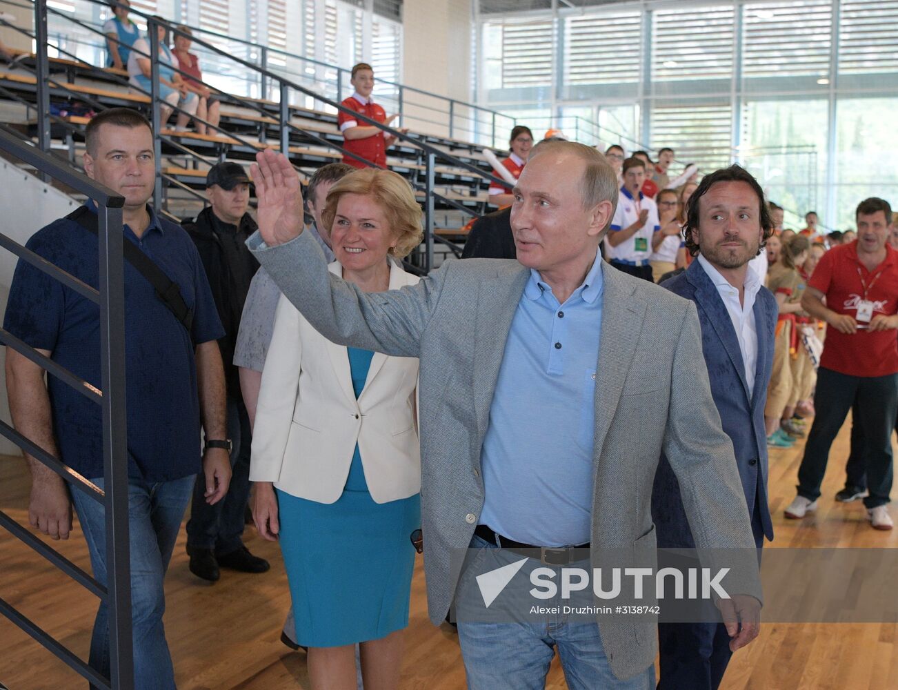 President Putin visits Artek international children's center