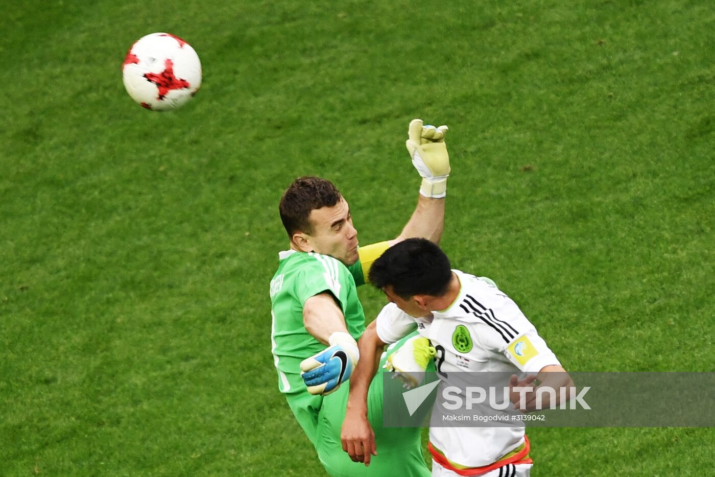 Football. 2017 FIFA Confederations Cup. Mexico vs. Russia