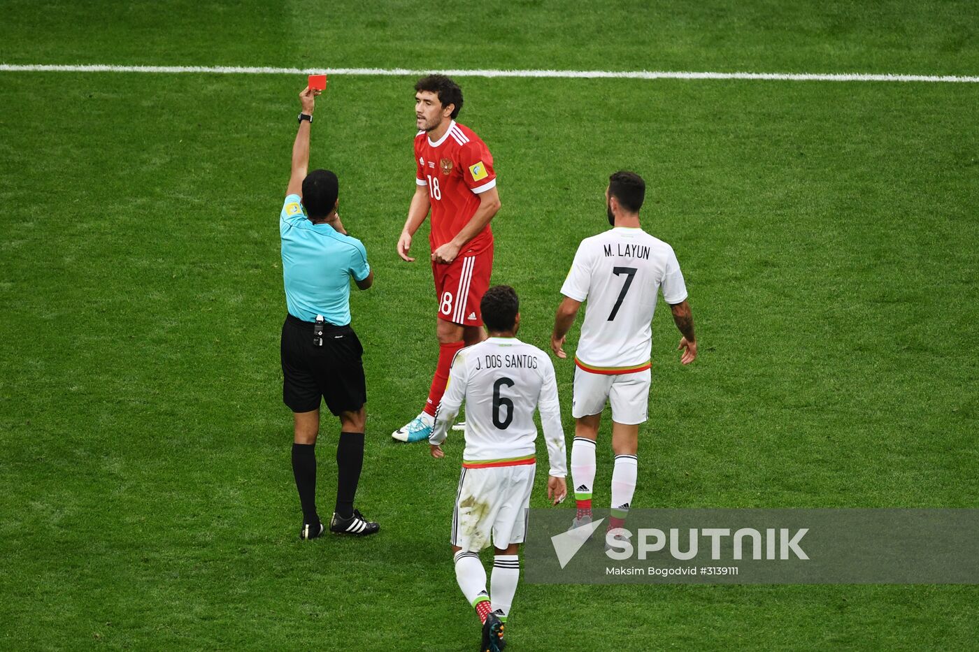 Football. 2017 FIFA Confederations Cup. Mexico vs. Russia
