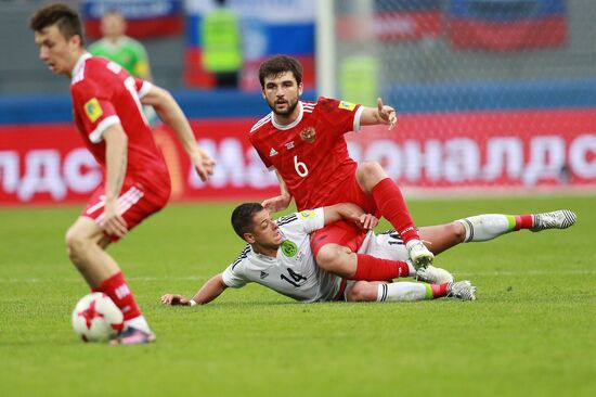 Football. 2017 FIFA Confederations Cup. Mexico vs. Russia