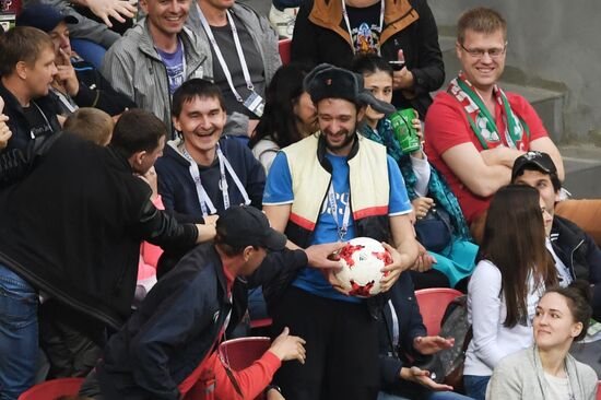 Football. 2017 FIFA Confederations Cup. Mexico vs. Russia