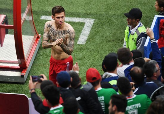 Football. 2017 FIFA Confederations Cup. Mexico vs. Russia