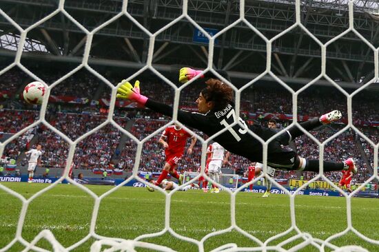 Football. 2017 FIFA Confederations Cup. Mexico vs. Russia