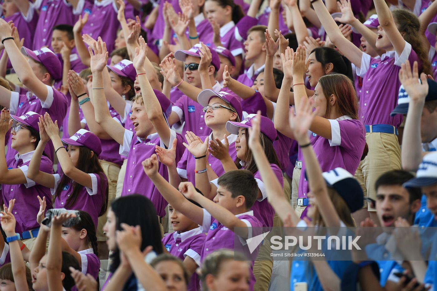 President Putin visits Artek international children's center