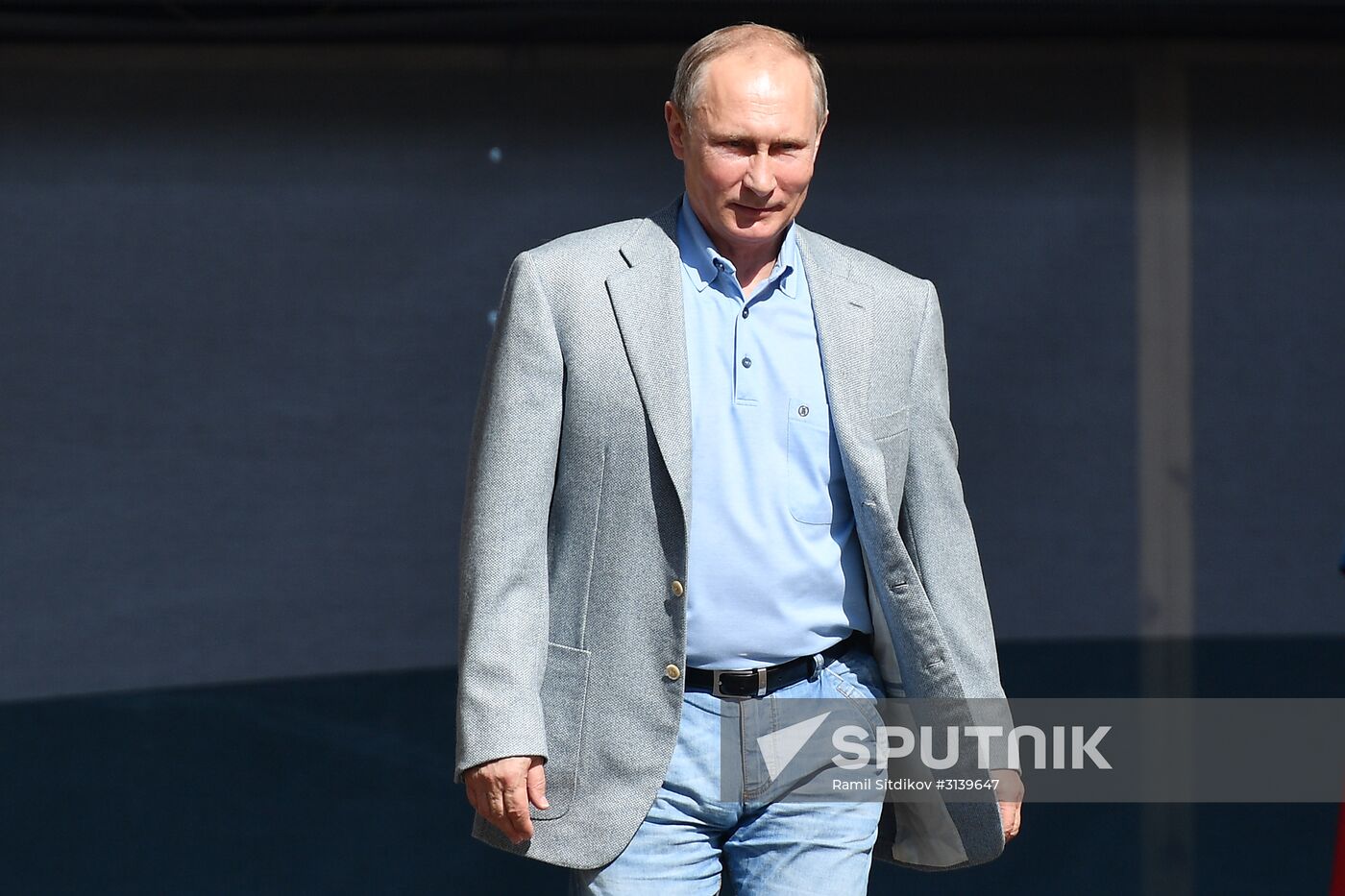 President Putin visits Artek international children's center