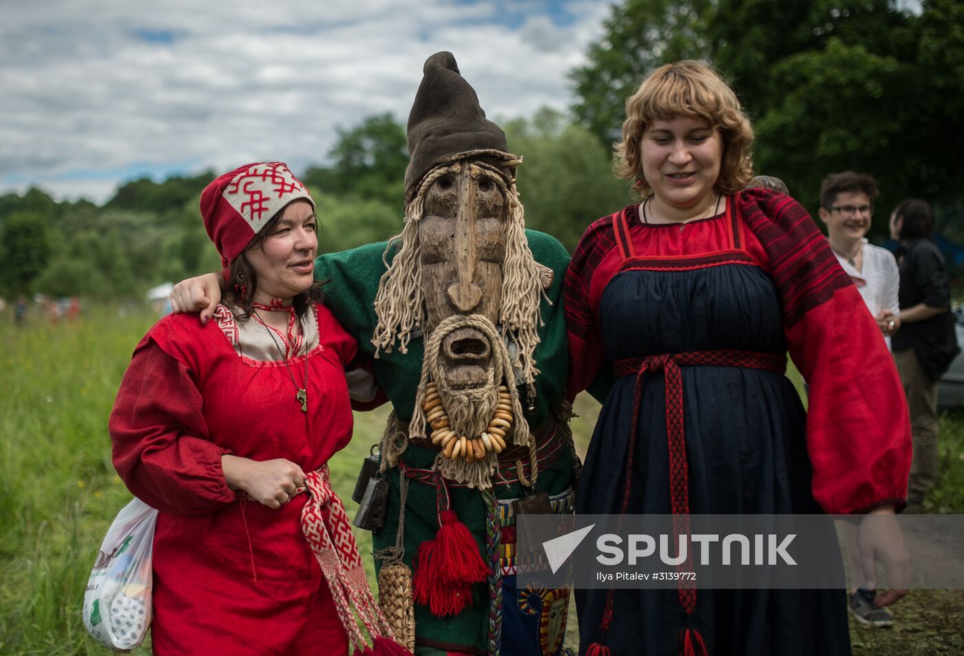 Midsummer Day celebrated outside Moscow