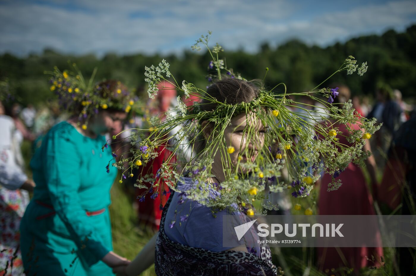 Midsummer Day celebrated outside Moscow