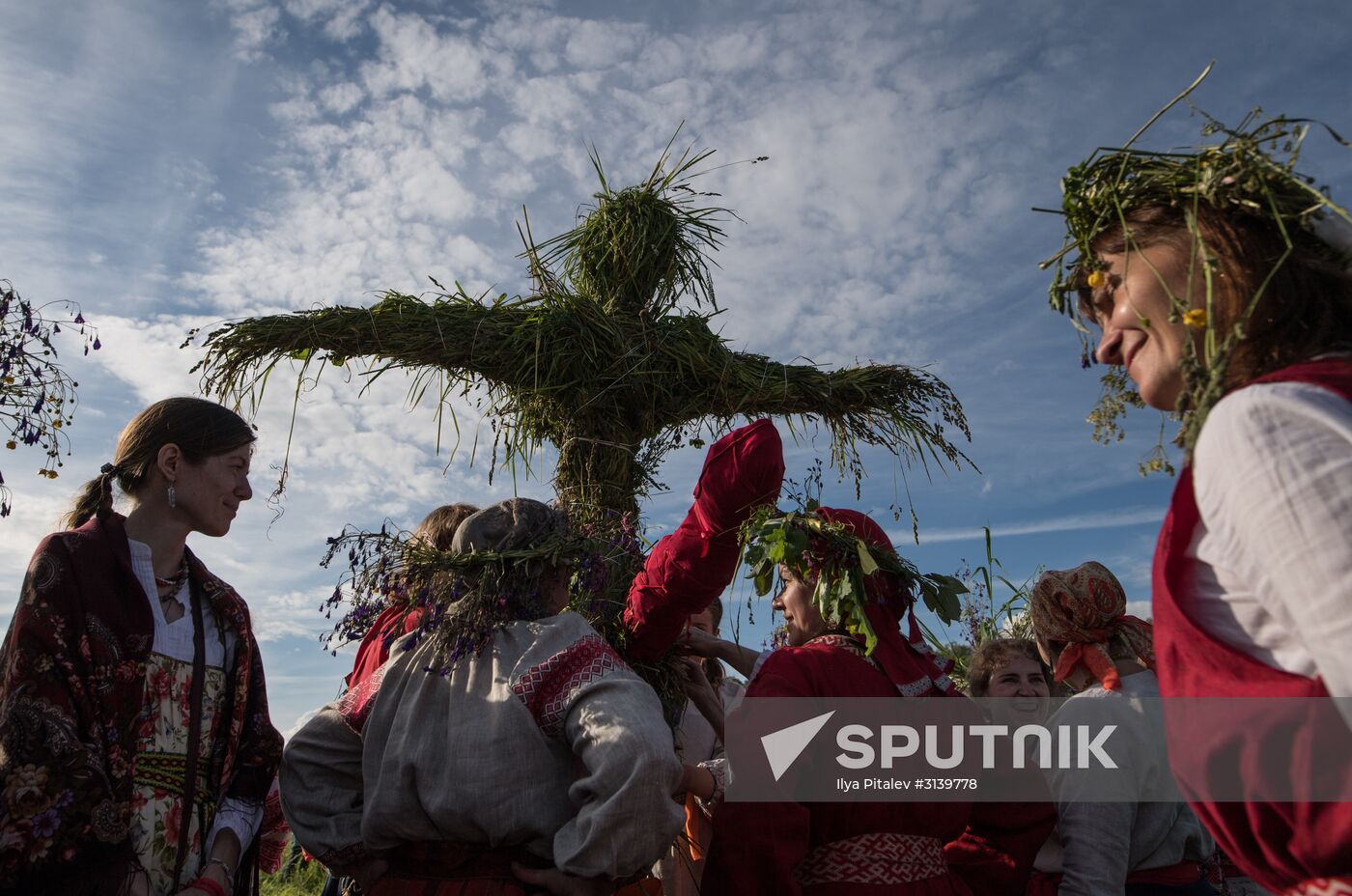 Midsummer Day celebrated outside Moscow