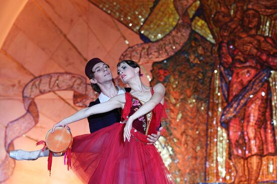 Russian Ballet Night at Moscow Metro