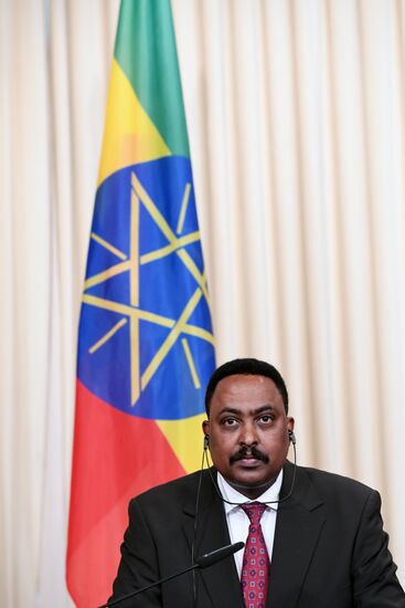 Russian Foreign Minister Sergei Lavrov meets with his Ethiopian counterpart Workneh Gebeyehu