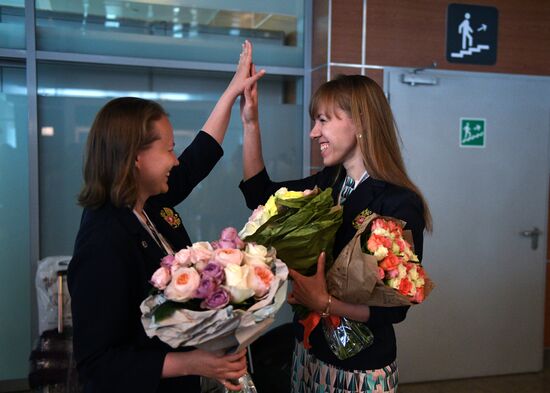 Russian national chess teams return to Moscow