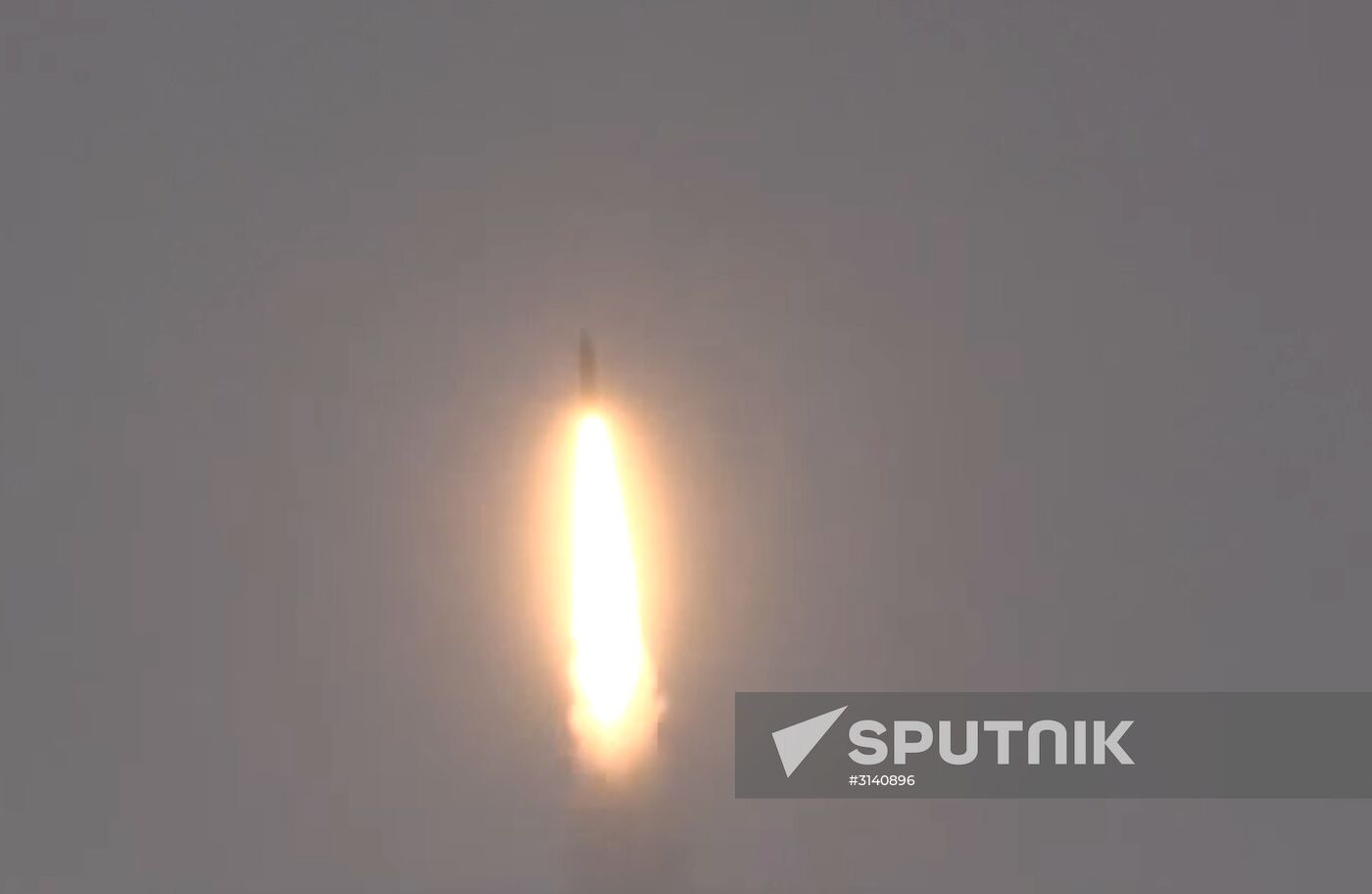 Yury Dolgoruky submarine launches Bulava ballistic missile
